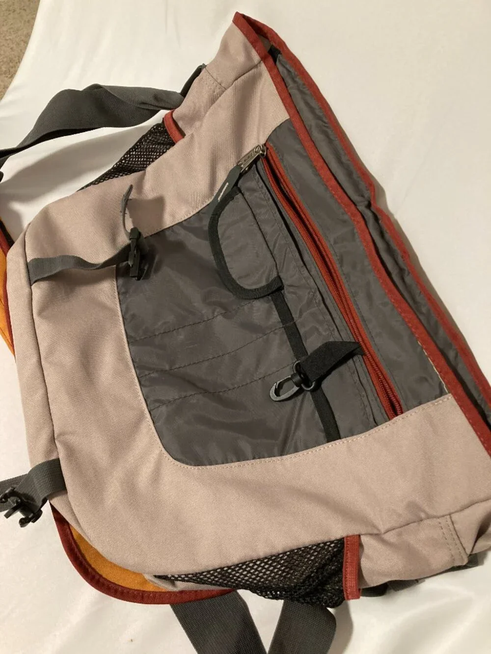 Jansport Trans Messenger Tan/Orange Shoulder Bag Commuter Bag Neutral Pockets